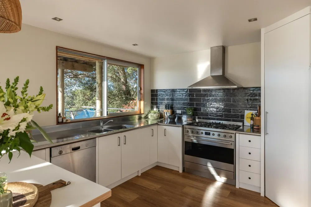 Photos of 48 Albert Crescent