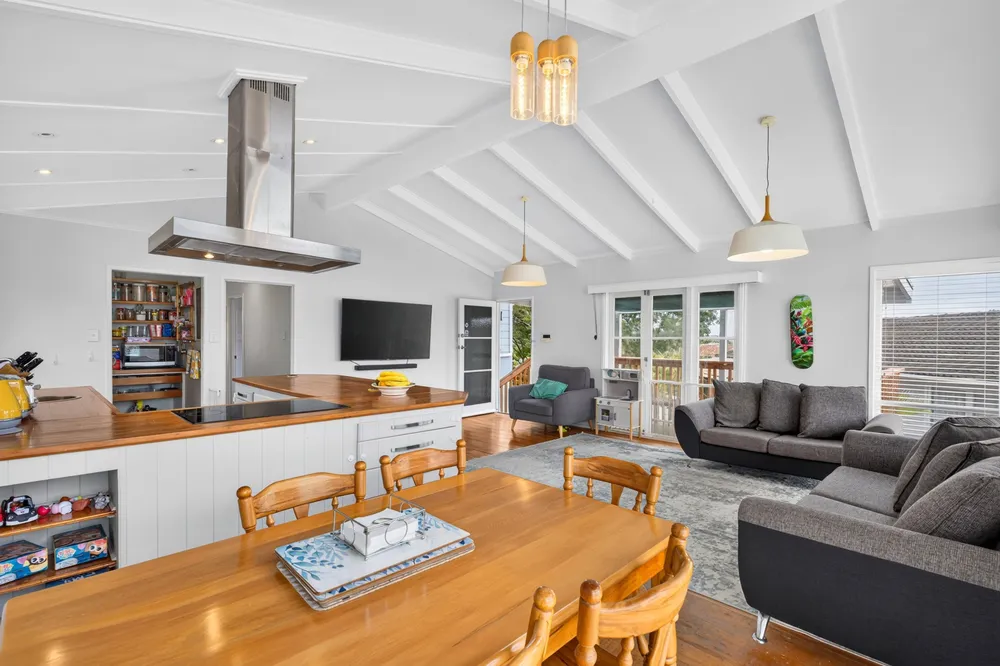 Photos of 25 Sunvue Road