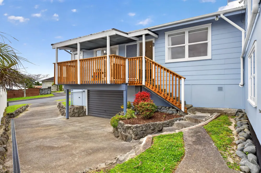 Photos of 25 Sunvue Road