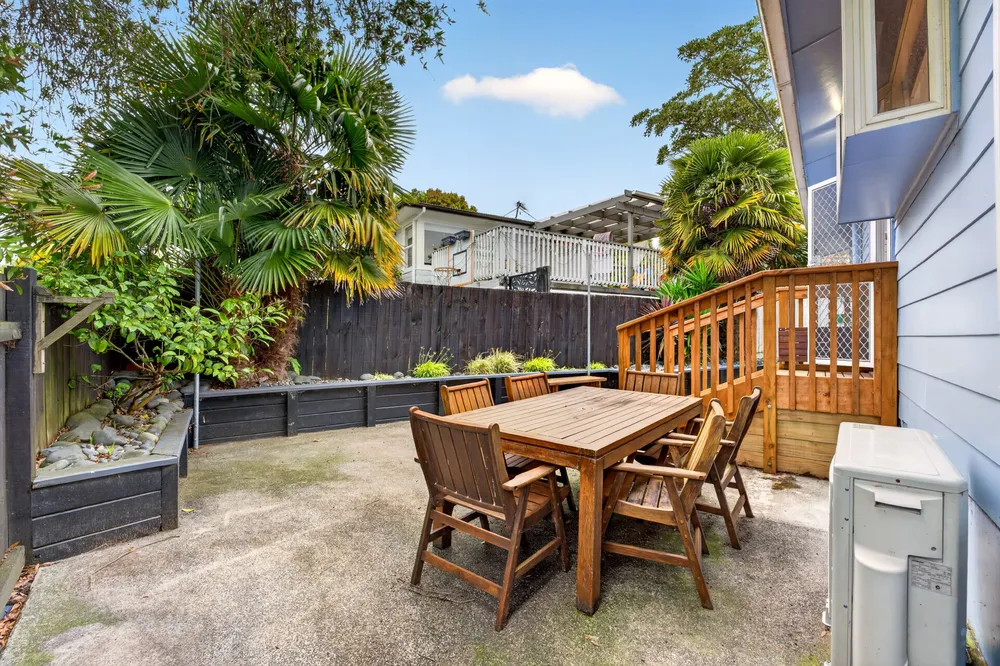 Photos of 25 Sunvue Road