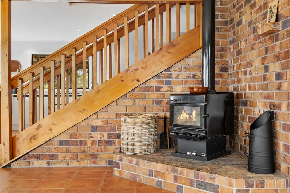 Photos of 290 Stoney Creek Road