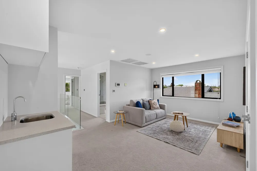 Photos of 128 Clonbern Road