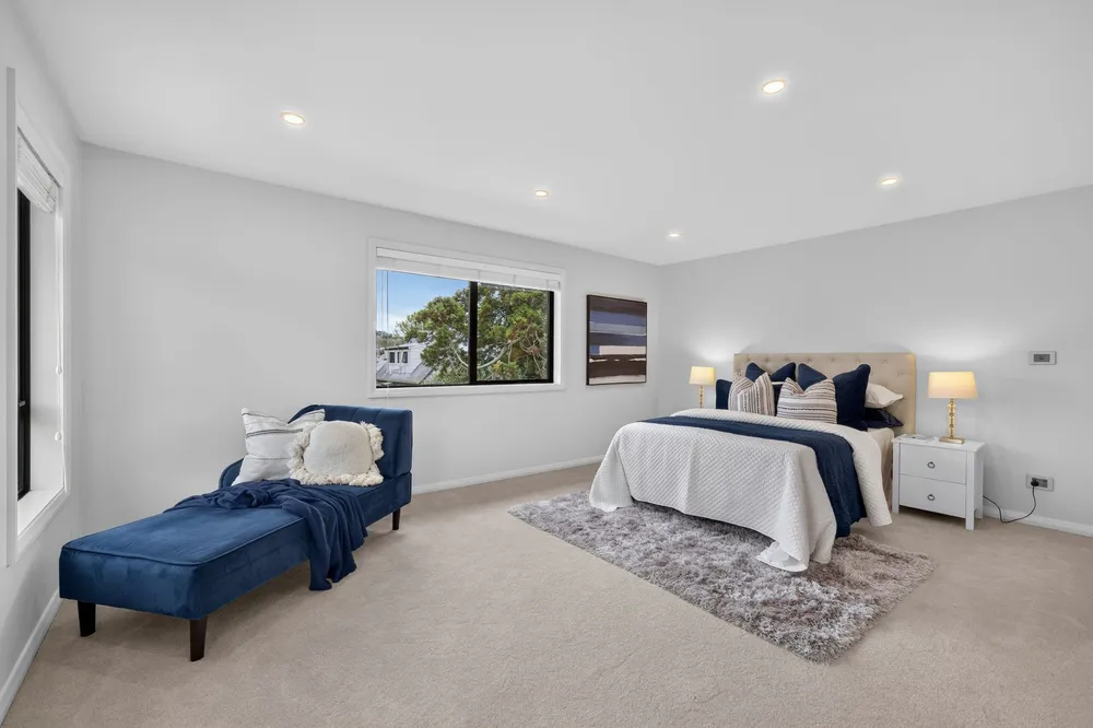 Photos of 128 Clonbern Road