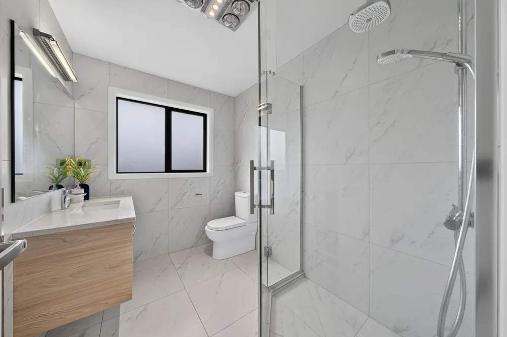 Photos of 128 Clonbern Road
