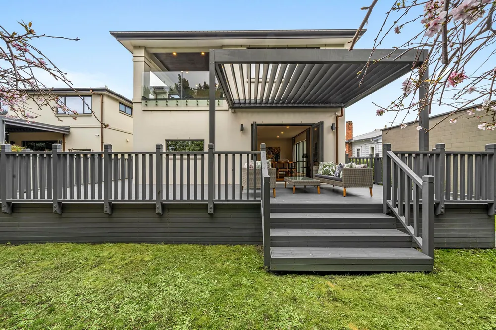 Photos of 128 Clonbern Road