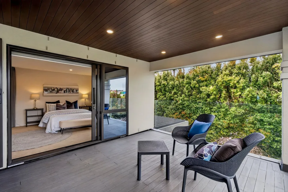 Photos of 128 Clonbern Road