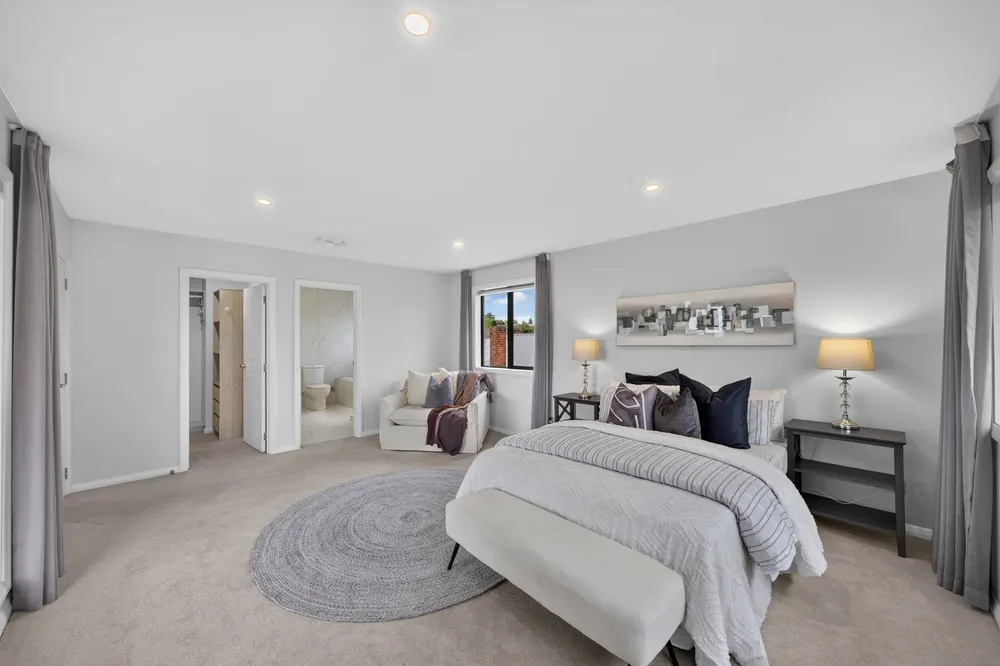 Photos of 128 Clonbern Road