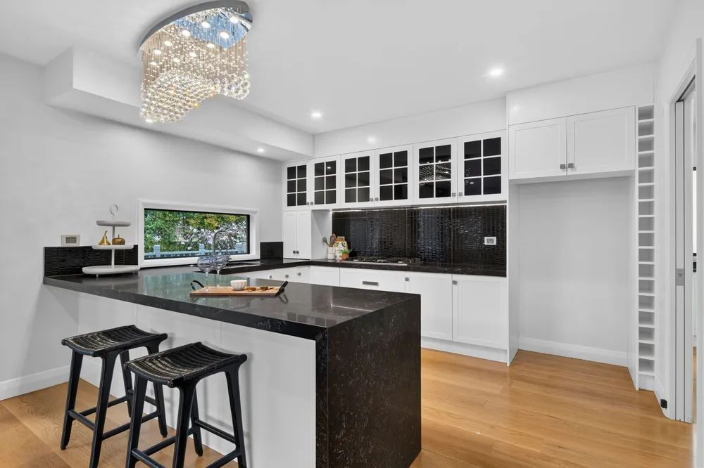Photos of 128 Clonbern Road