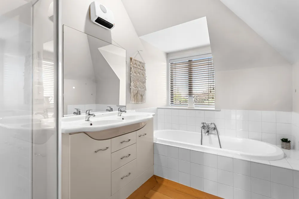 Photos of 177 Blighs Road