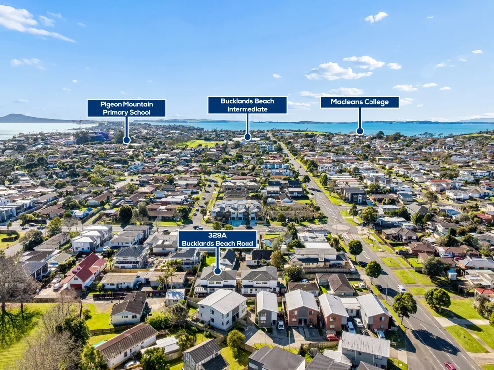 Photos of 329A Bucklands Beach Road