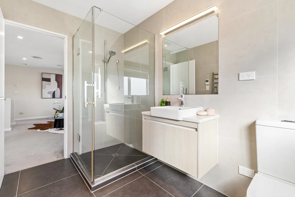 Photos of 329A Bucklands Beach Road