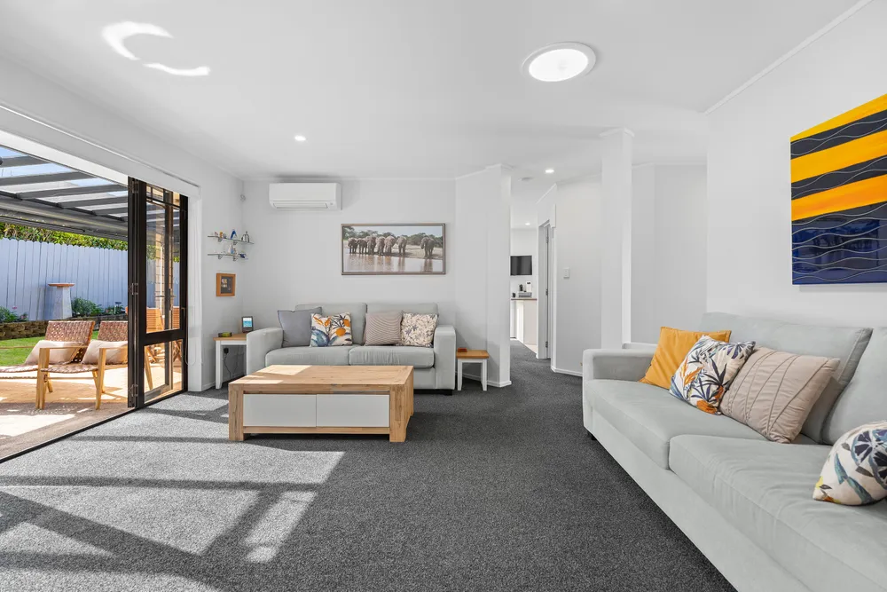 Photos of 108 Lakeside Drive