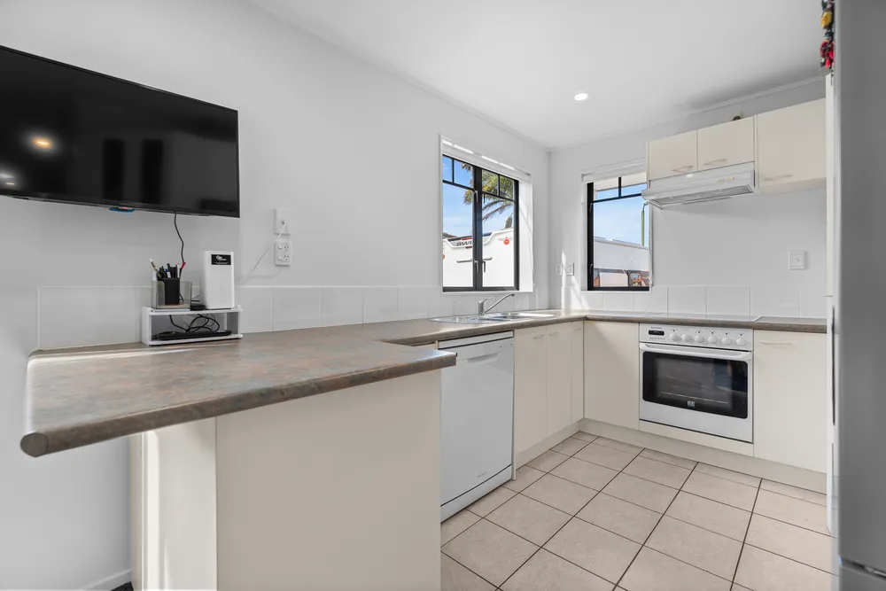 Photos of 108 Lakeside Drive