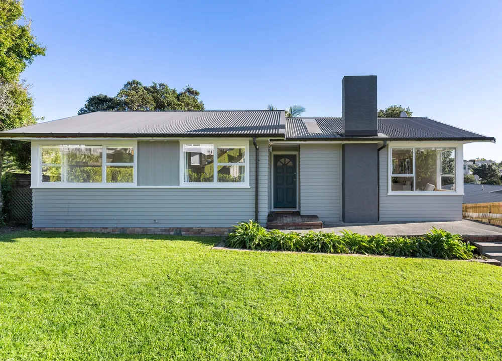 Photos of 81 Stott Avenue