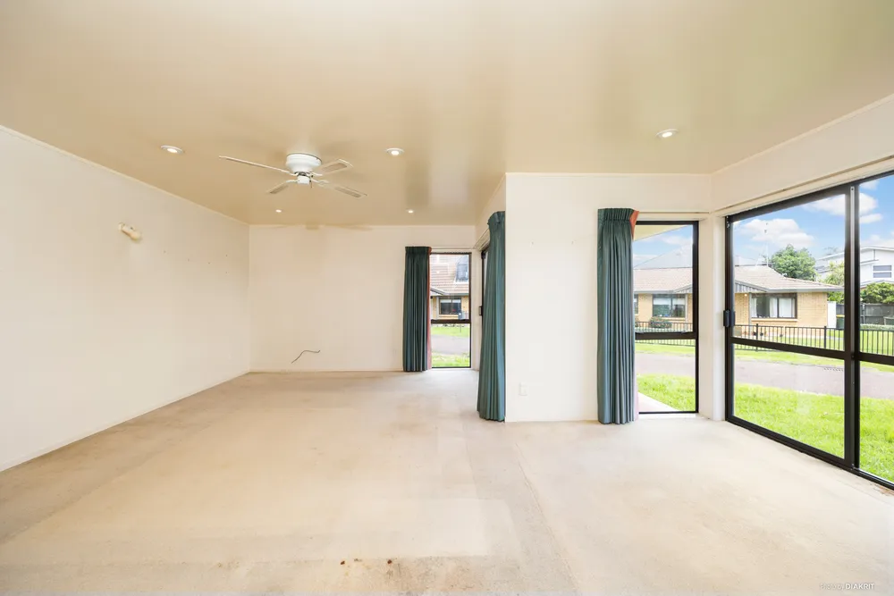Photos of 1/4 Basilton Close