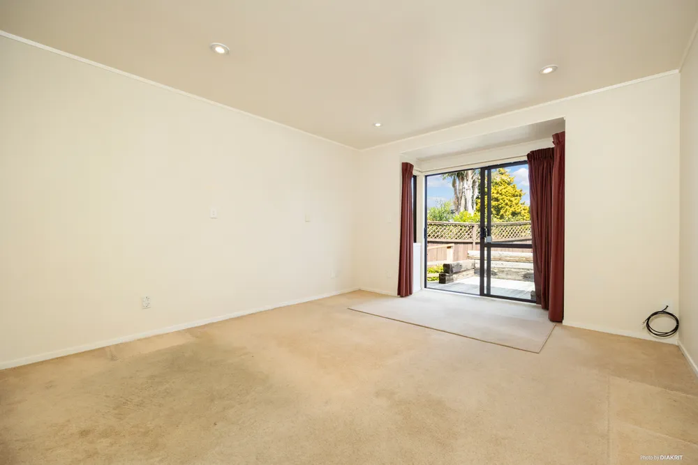 Photos of 1/4 Basilton Close