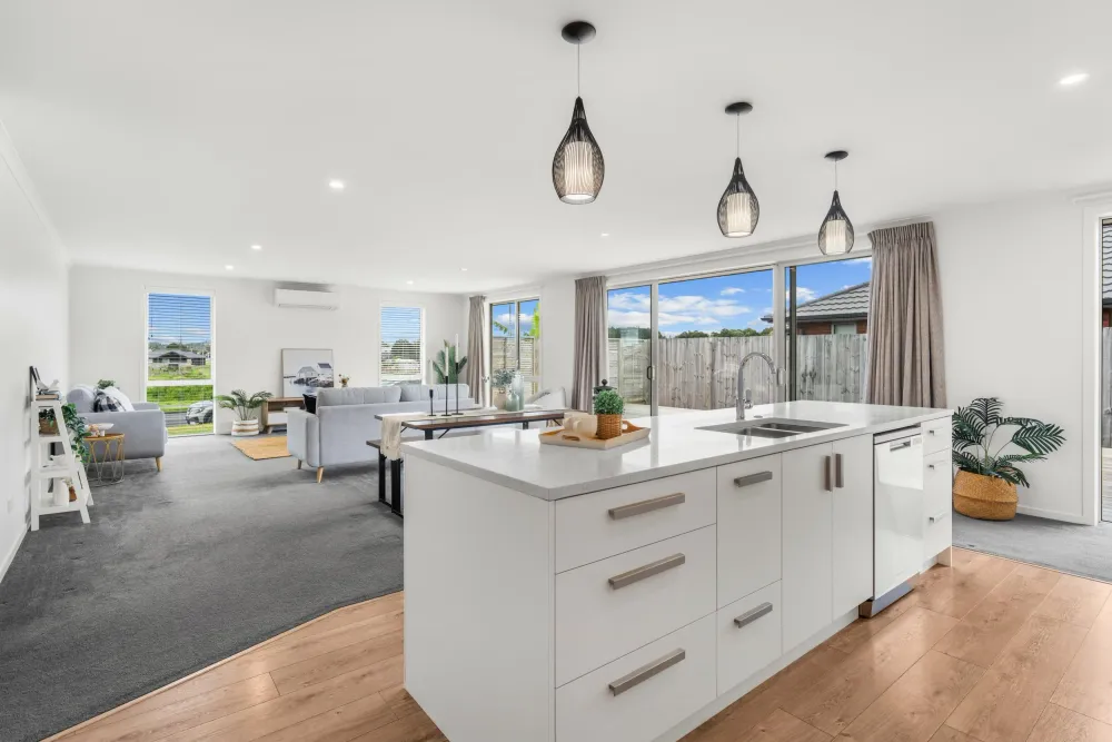 Photos of 1 Ohau Crescent