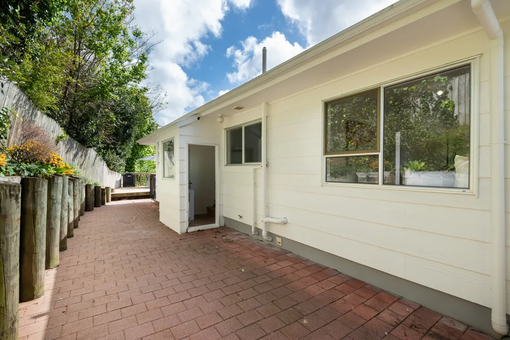 Photos of 2/54 Stapleford Crescent