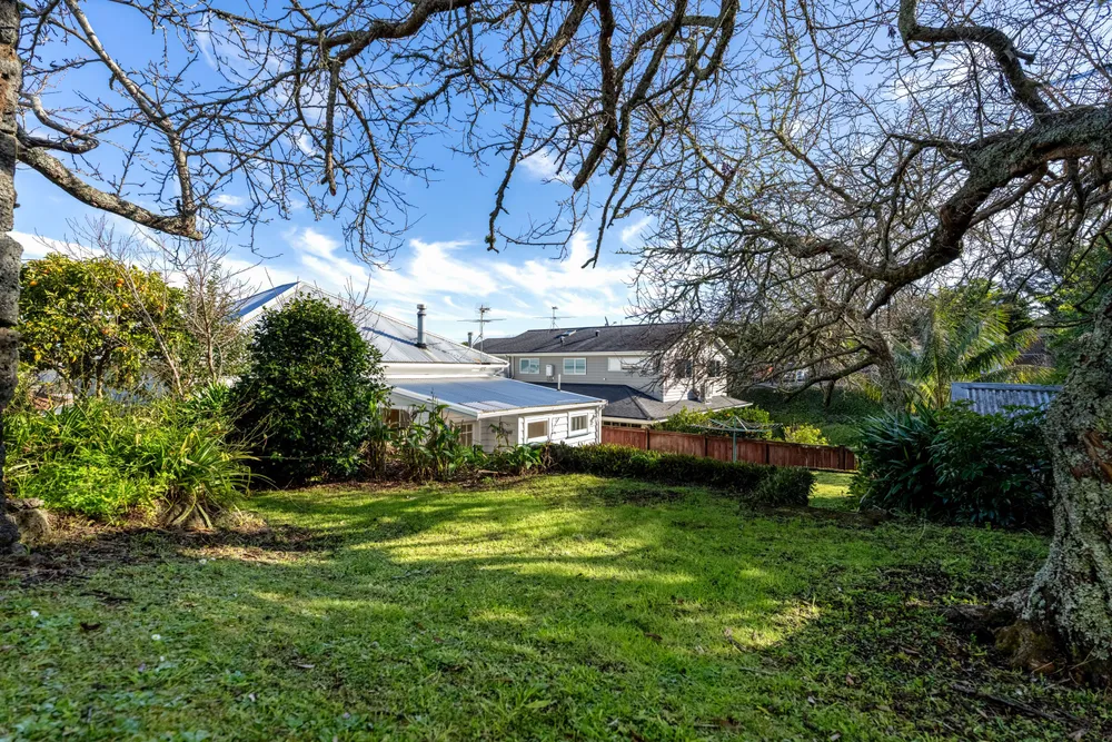 Photos of 58 Disraeli Street