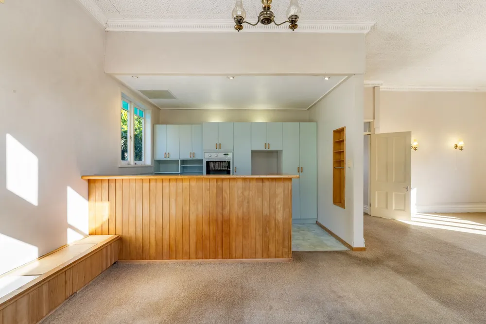 Photos of 58 Disraeli Street