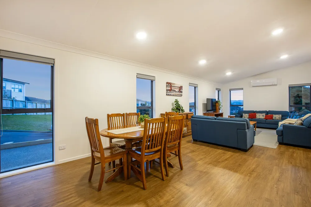 Photos of 7 Polestar Lane