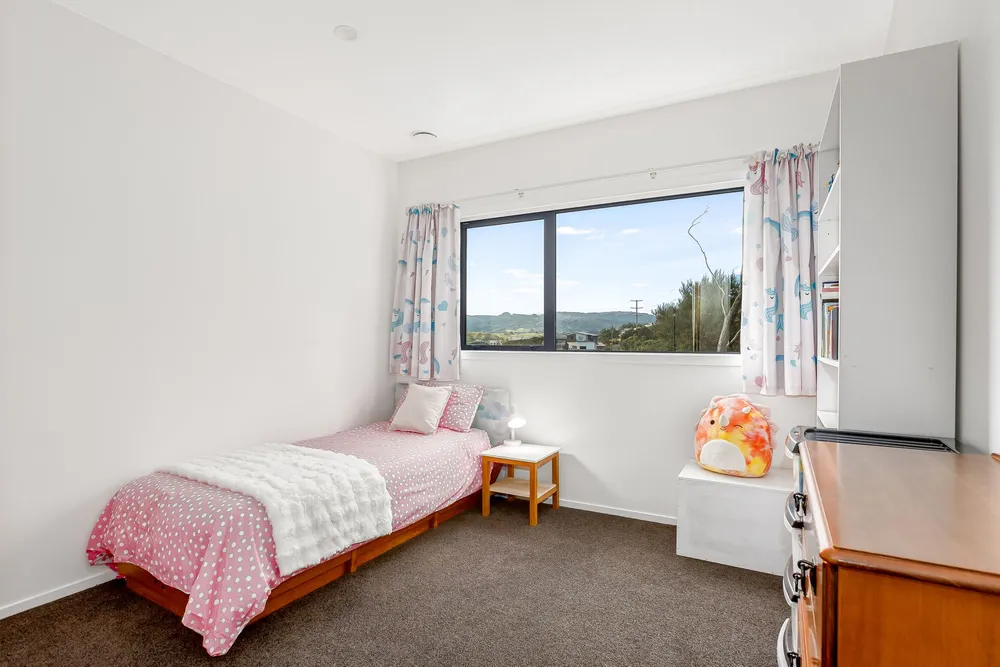 Photos of 7 Polestar Lane