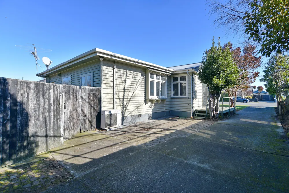 Photos of 60 Carnarvon Street