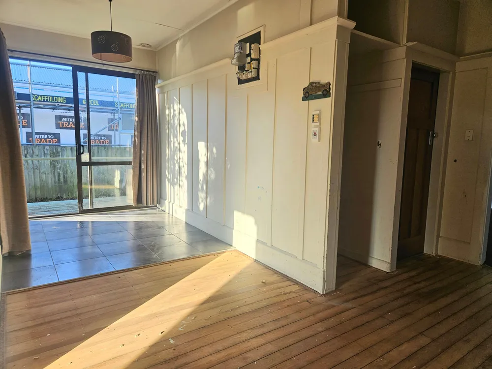 Photos of 60 Carnarvon Street