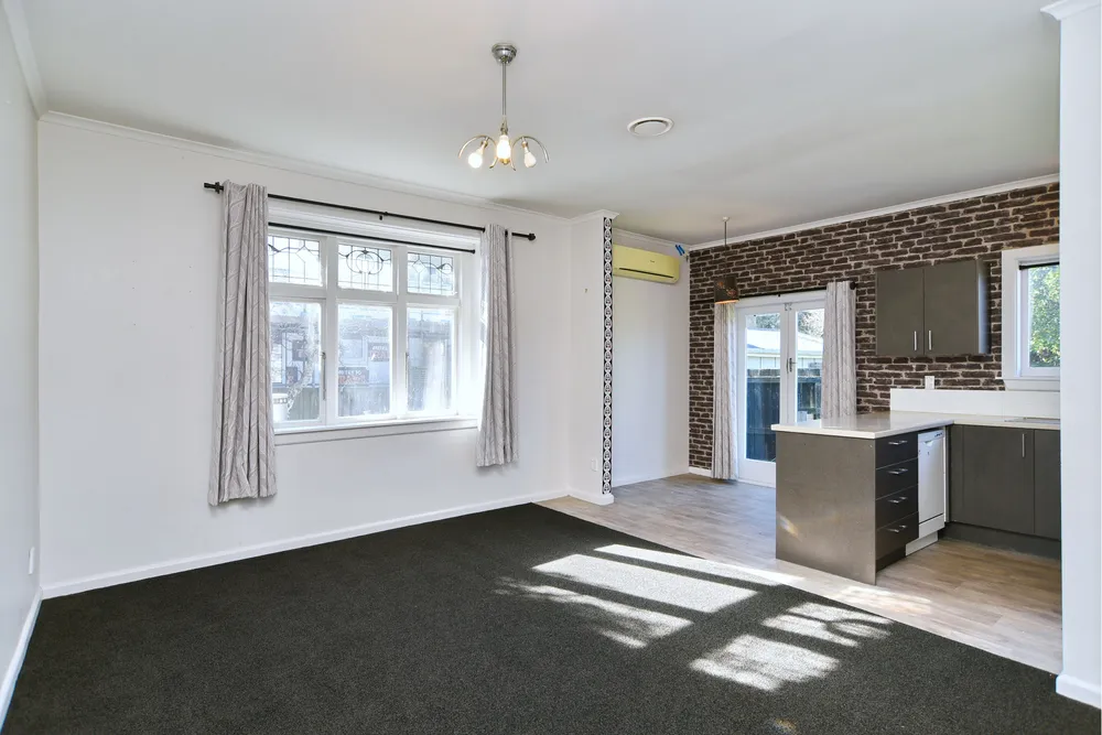 Photos of 60 Carnarvon Street
