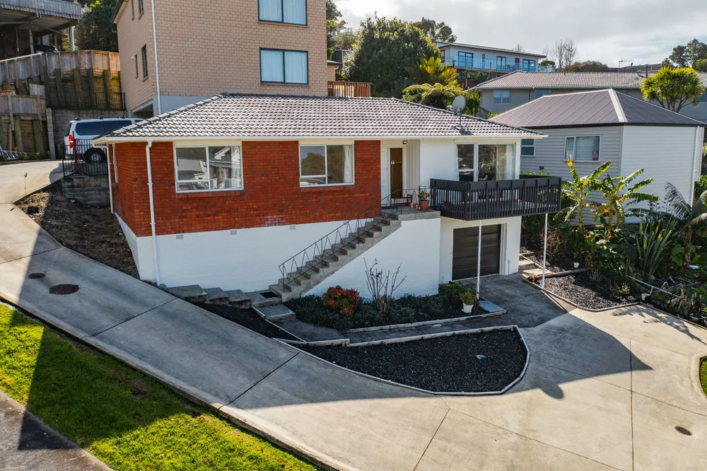 Photos of 34 Sovereign Place