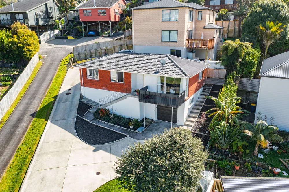 Photos of 34 Sovereign Place