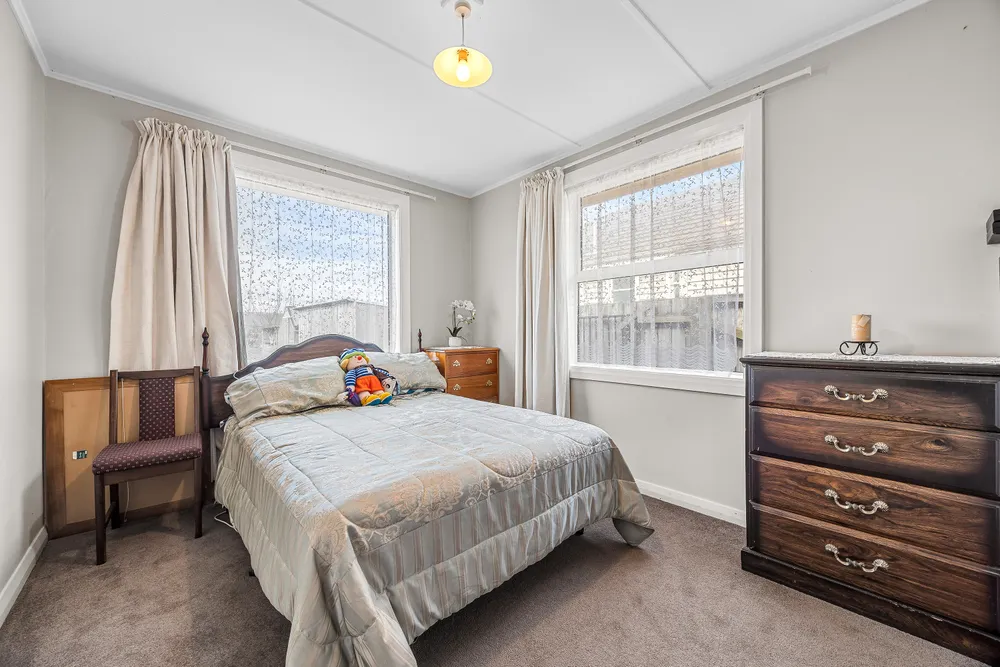 Photos of 25 Avro Crescent