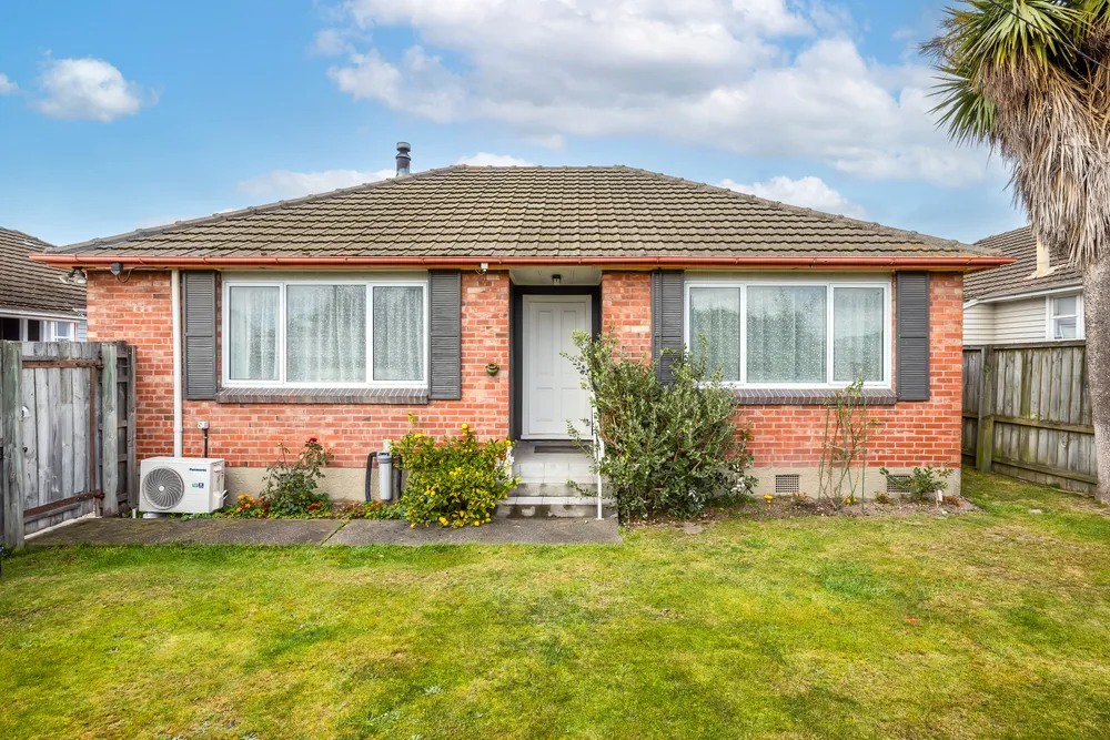 Photos of 25 Avro Crescent