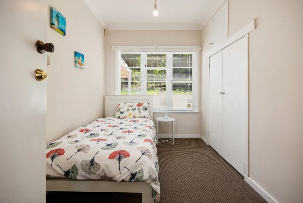 Photos of 19 Mount Royal Avenue