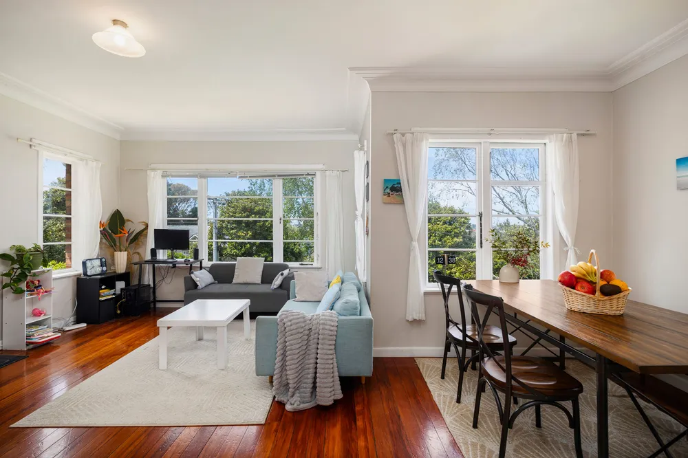 Photos of 19 Mount Royal Avenue