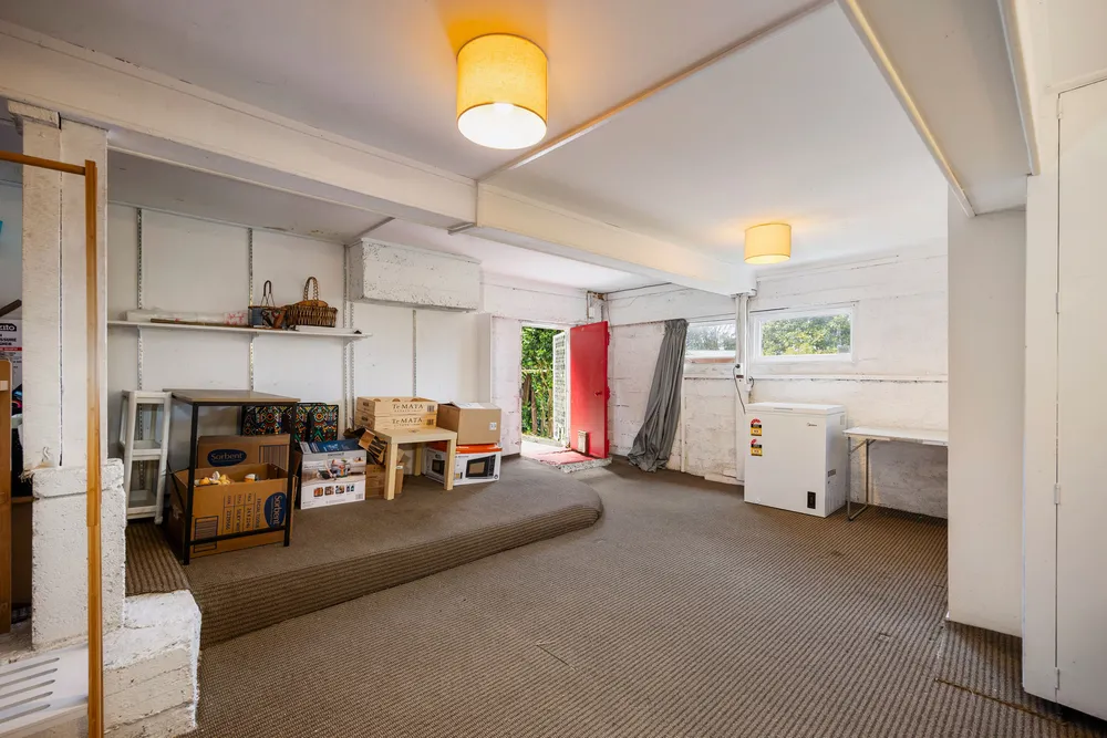Photos of 19 Mount Royal Avenue