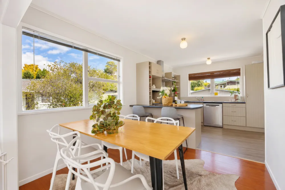 Photos of 11 Rosalind Road