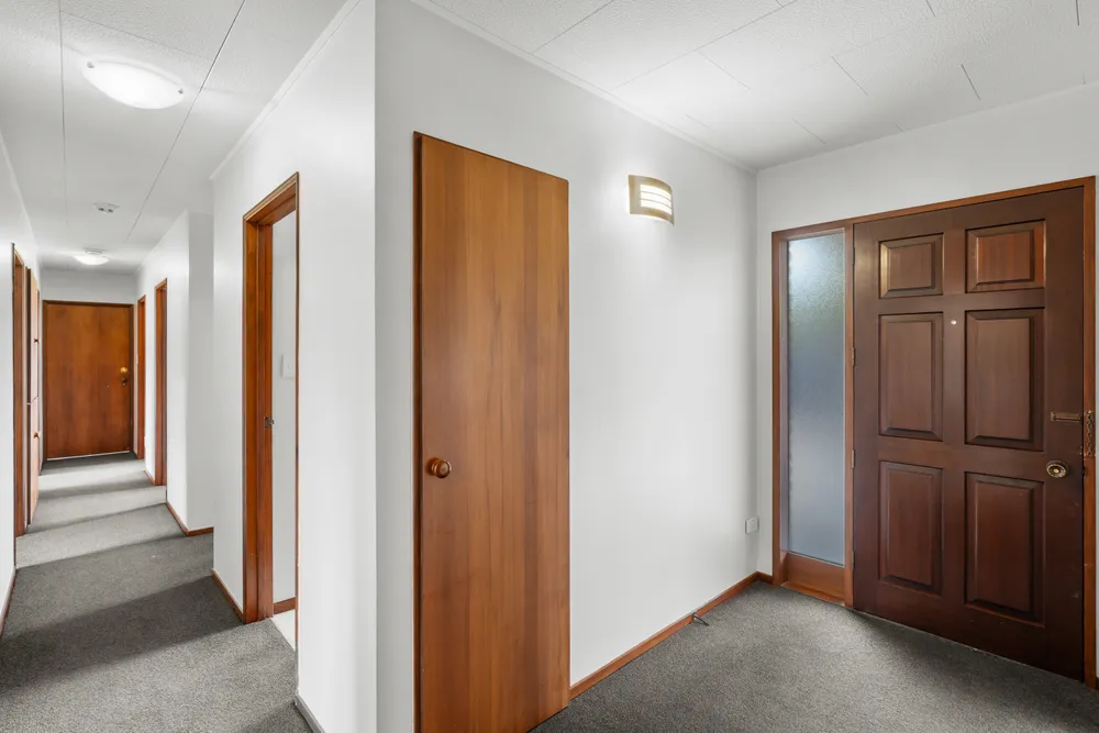 Photos of 48 Leacroft Street