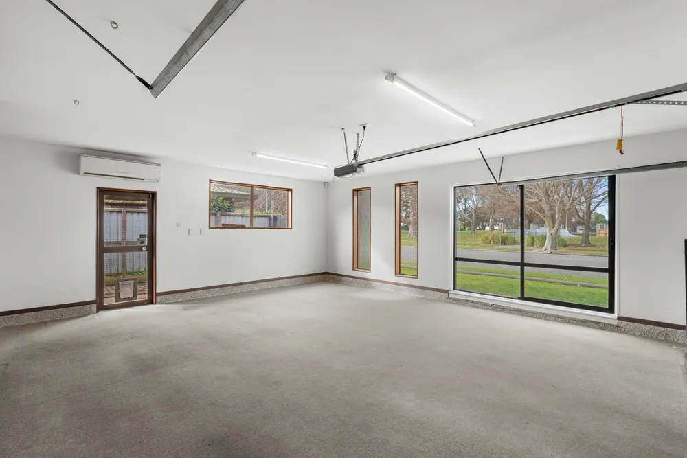 Photos of 48 Leacroft Street