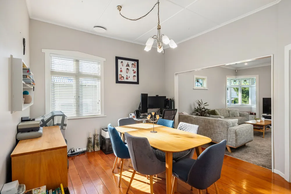 Photos of 95 Alberton Avenue