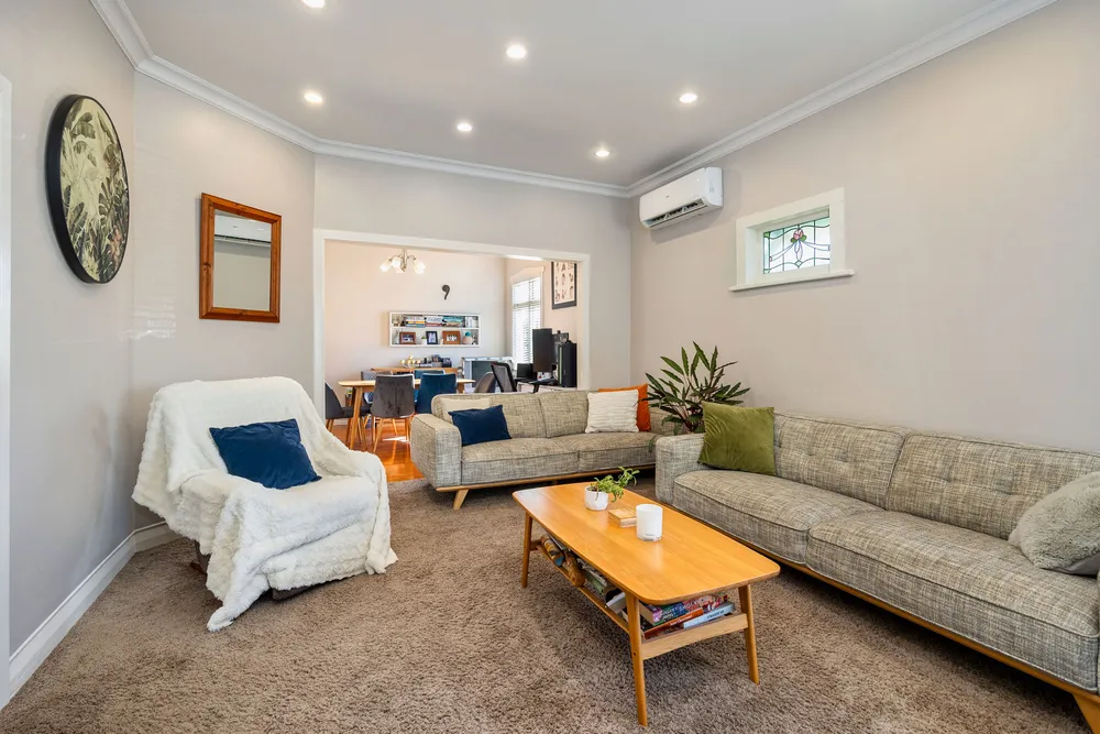 Photos of 95 Alberton Avenue