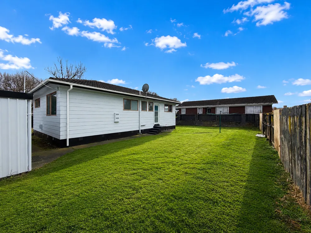 Photos of 12 Desmond Place