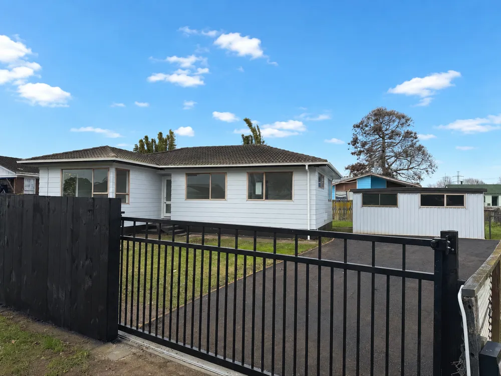 Photos of 12 Desmond Place