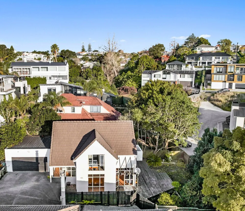 Photos of 54A Comins Crescent