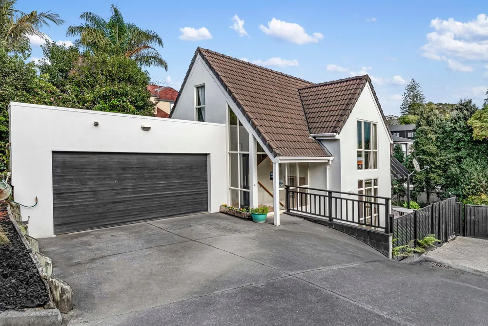 Photos of 54A Comins Crescent