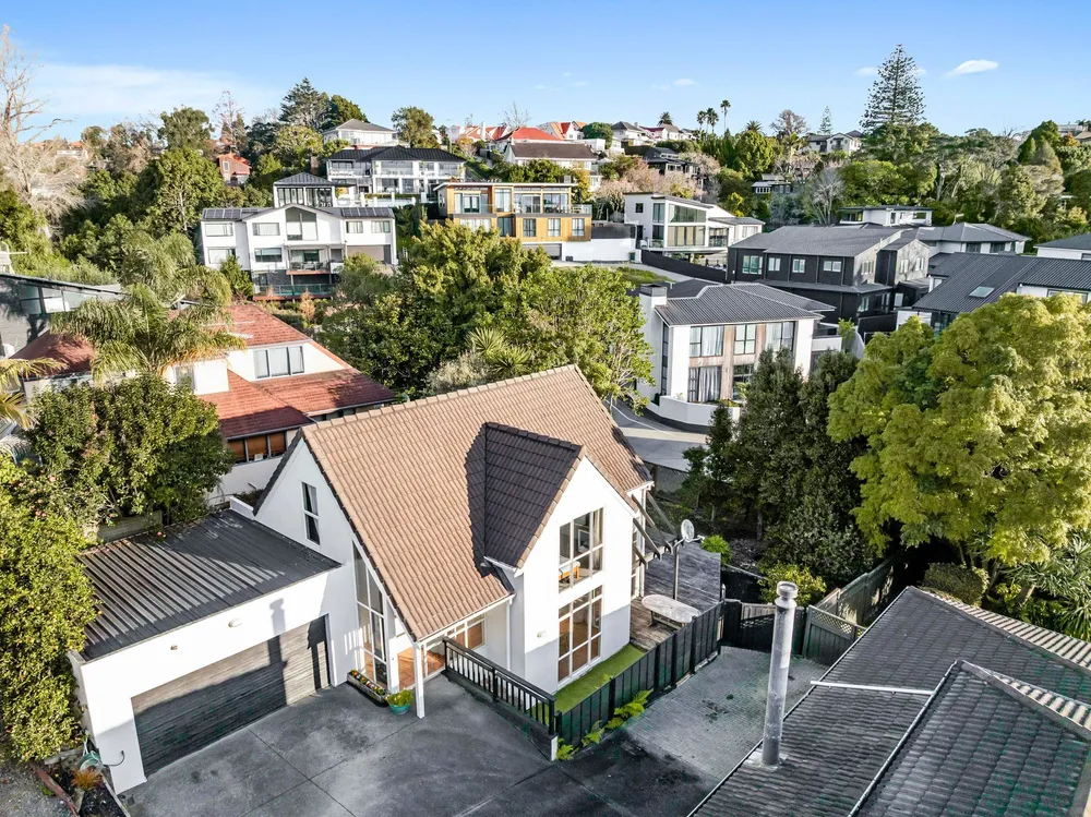 Photos of 54A Comins Crescent