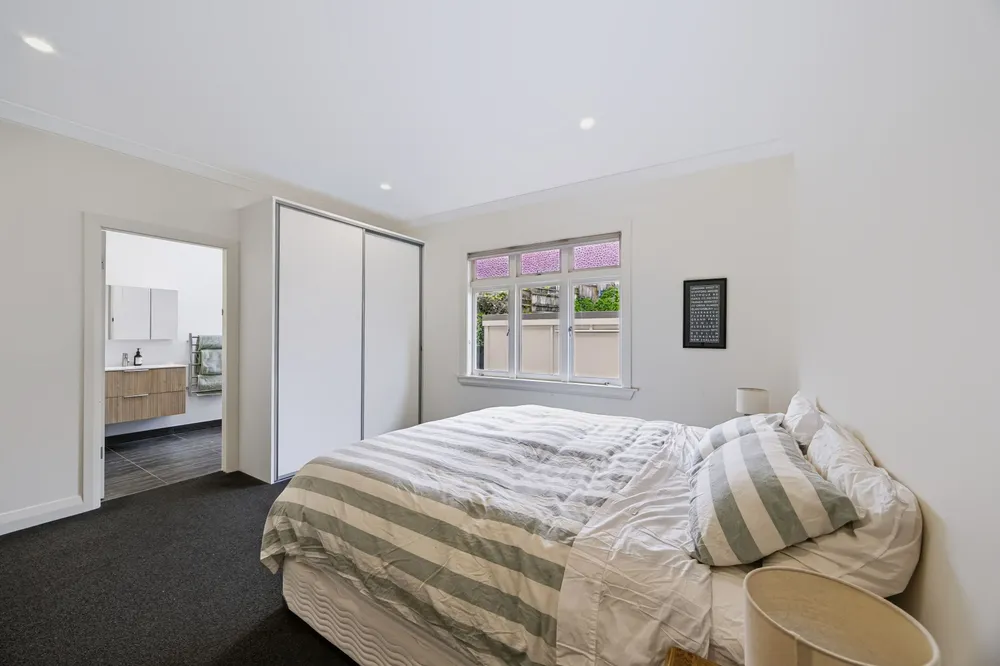 Photos of 49B Ballarat Street