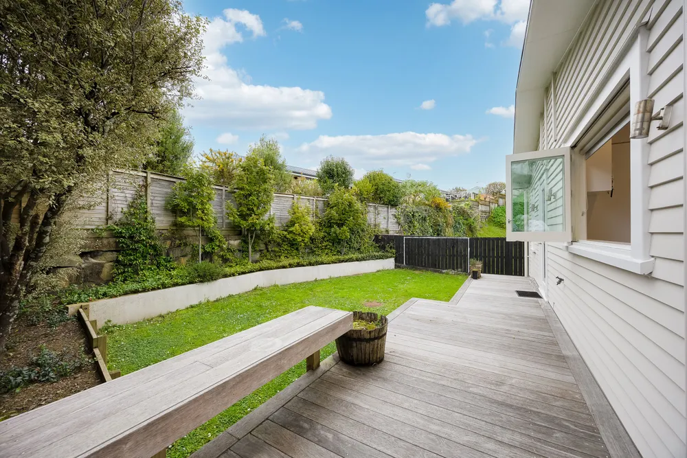 Photos of 49B Ballarat Street