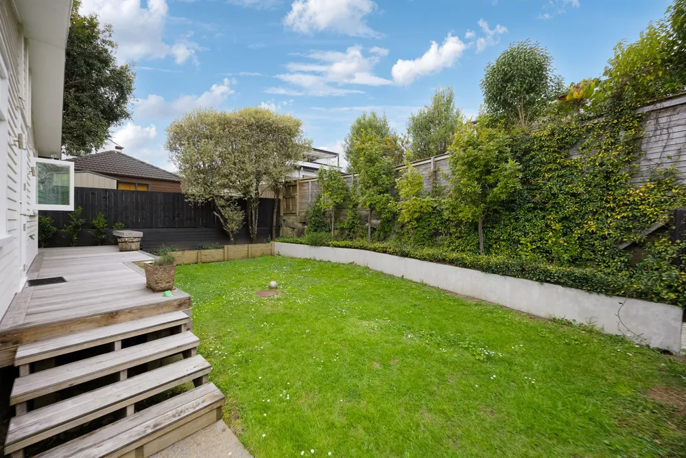 Photos of 49B Ballarat Street