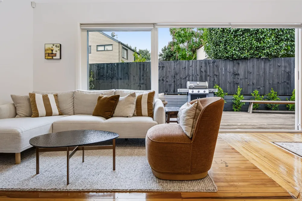 Photos of 49B Ballarat Street